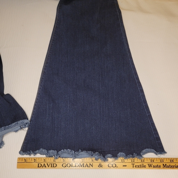 Judy Blue Lily High Rise Raw Hem Flare Jeans sz 27 8396 - Picture 9 of 10